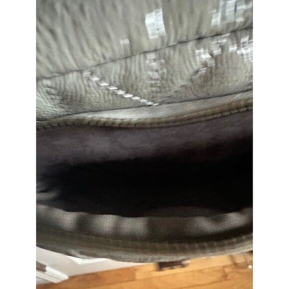 KARL LAGERFELD Bag Lafayette Crossbody - Smoke Gray Glazed Leather Bag - Picture 7 of 7